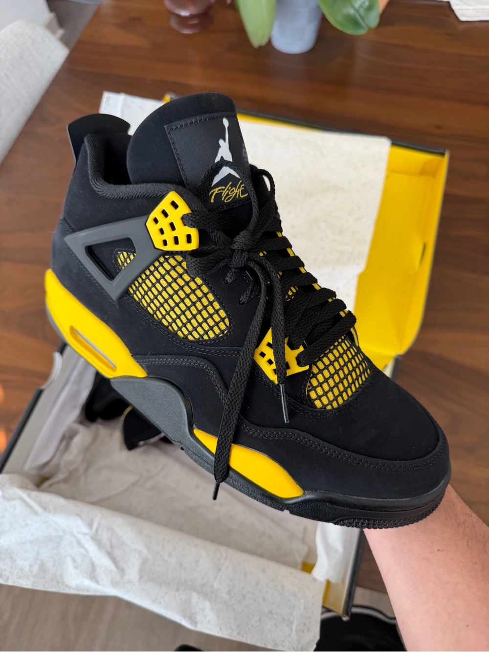 Jordan 4 Thunder Men’s Sneakers - Picture 2 of 3